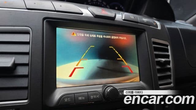 KG모빌리티(SsangYong) Korando 투리스모 4WD GT 11인승, 2014 15