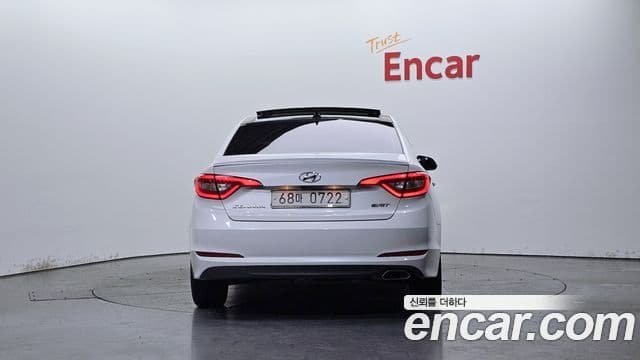 Hyundai LF Sonata Special, 2016 4