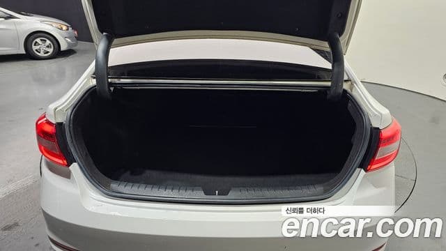 Hyundai LF Sonata Special, 2016 20