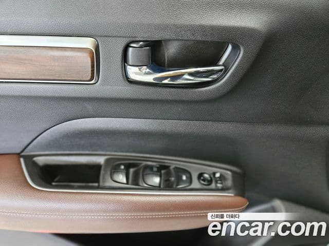 Renault Korea(Samsung) The / новый New QM6 2.0 LPe RE Signature 2WD, 2020 16