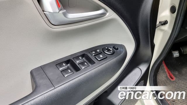 Kia Ray Special, 2013 17