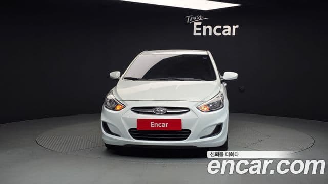Hyundai Accent(новый кузов / новое поколение) дизель 1.6 VGT Style Plus, 2017 3
