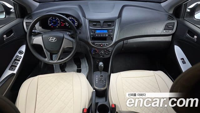 Hyundai Accent(новый кузов / новое поколение) дизель 1.6 VGT Style Plus, 2017 7