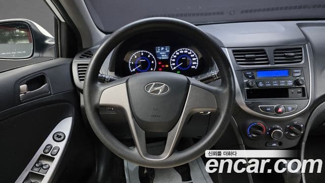 Hyundai Accent(новый кузов / новое поколение) дизель 1.6 VGT Style Plus, 2017 13