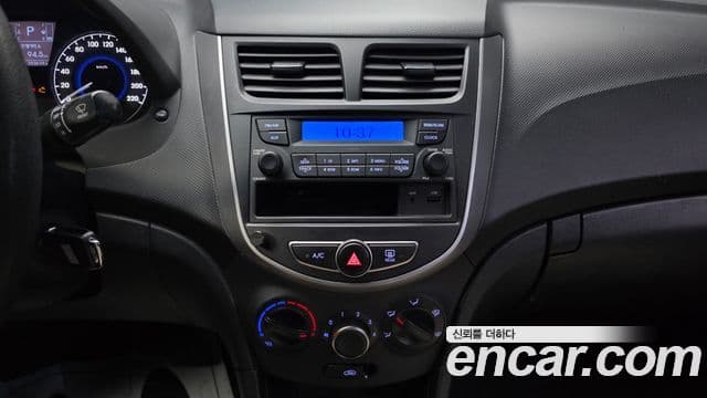 Hyundai Accent(новый кузов / новое поколение) дизель 1.6 VGT Style Plus, 2017 14