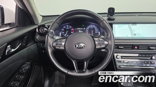 Kia K7 Premier 3.0 LPI Trendy(арендный автомобиль), 2020 14