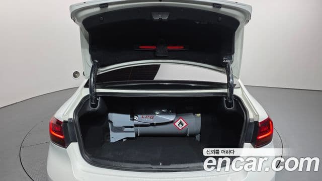 Kia K7 Premier 3.0 LPI Trendy(арендный автомобиль), 2020 20