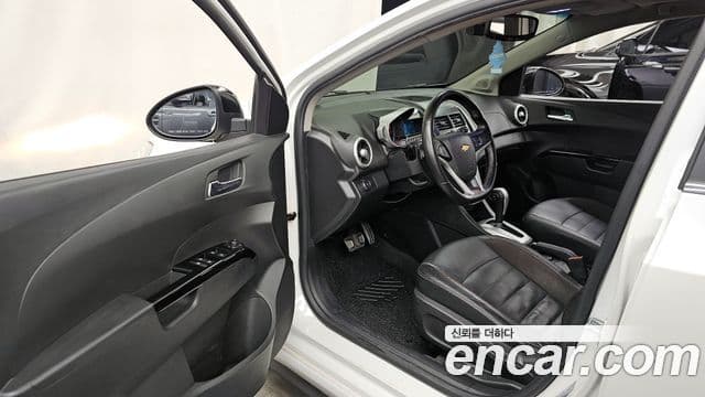 Chevrolet(GM대우) 아베오 хэтчбек 1.4 турбо RS, 2014 10