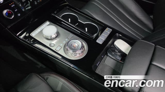 Genesis G80 (RG3) бензин 2.5 турбо AWD, 2025 9