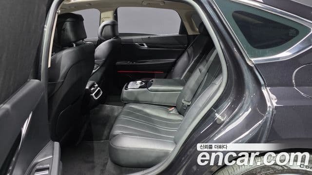 Genesis G80 (RG3) бензин 2.5 турбо AWD, 2025 12