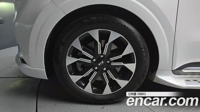 Kia Carnival 4세대 бензин 9인승 High Limousine(компания по спецнадстройкам), 2021 все фото