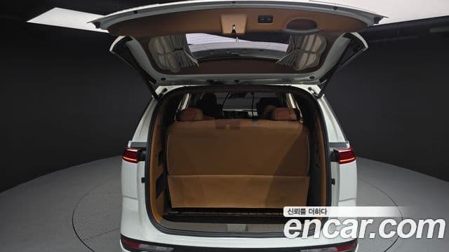 Kia Carnival 4세대 бензин 9인승 High Limousine(компания по спецнадстройкам), 2021 20