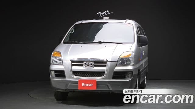 Hyundai Starex GX, 2005 3