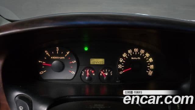 Hyundai Starex GX, 2005 8