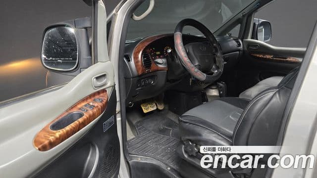 Hyundai Starex GX, 2005 11