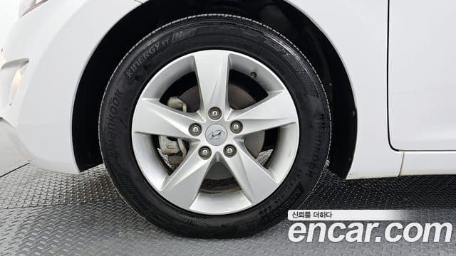 Hyundai Avante MD M16 GDI Smart, 2013 все фото