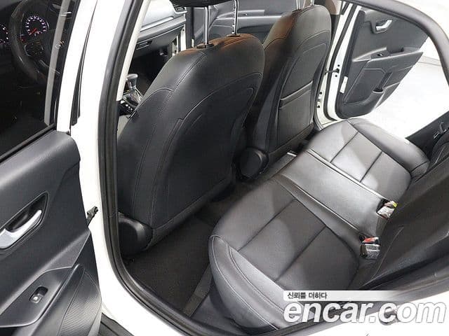 Kia Stonic Trendy, 2020 17