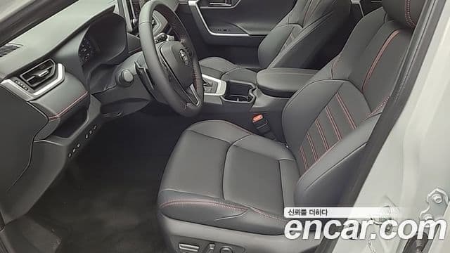 Toyota RAV4 5세대 2.5 4WD PHEV XSE, 2025 10