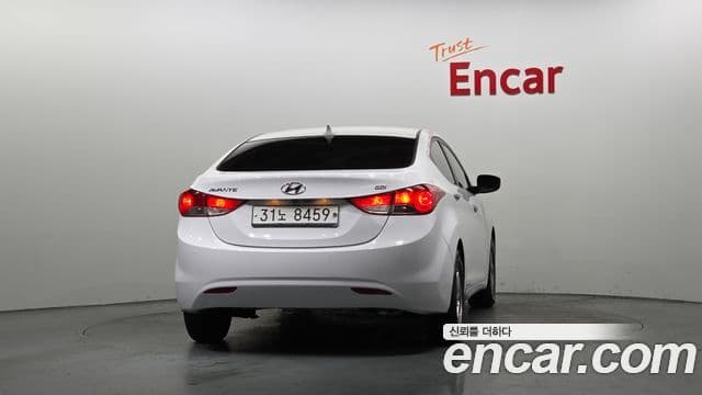 Hyundai Avante MD M16 GDI Avenue, 2014 4