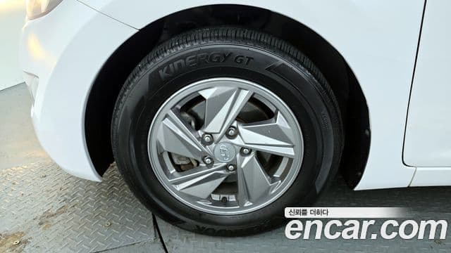 Hyundai Avante MD M16 GDI Avenue, 2014 все фото