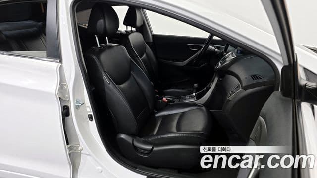 Hyundai Avante MD M16 GDI Avenue, 2014 12