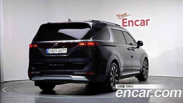 Kia Carnival 4세대 Signature, 2021 2