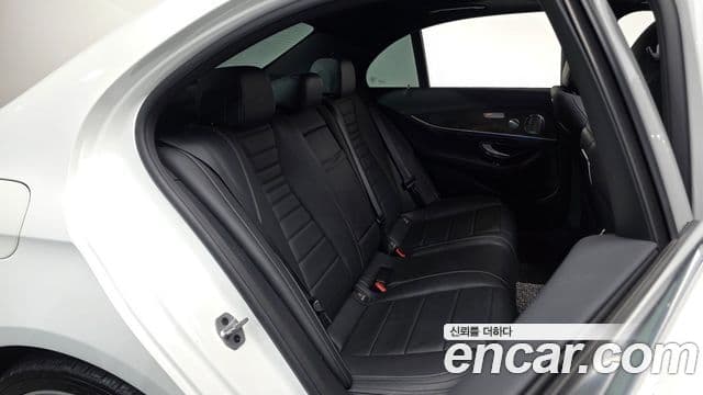 Mercedes-Benz E-класс W213 AMG Line, 2019 11