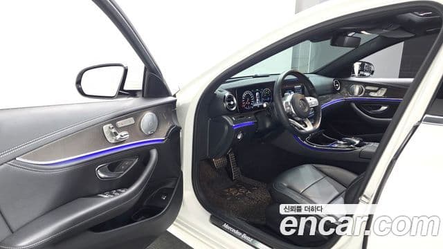 Mercedes-Benz E-класс W213 AMG Line, 2019 12