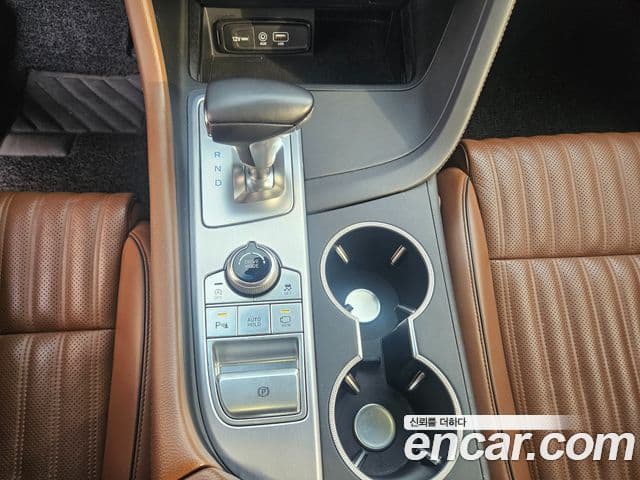 Genesis G70 Elite, 2020 11