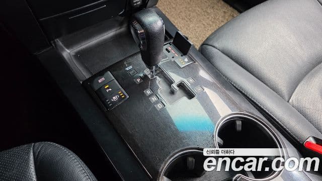 Kia Mohave 4WD KV300, 2014 9