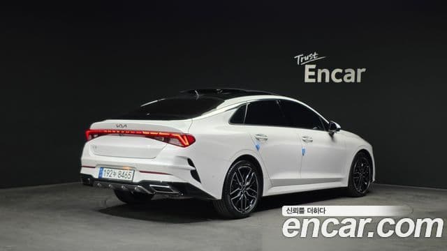 Kia K5 3세대 Signature, 2023 2