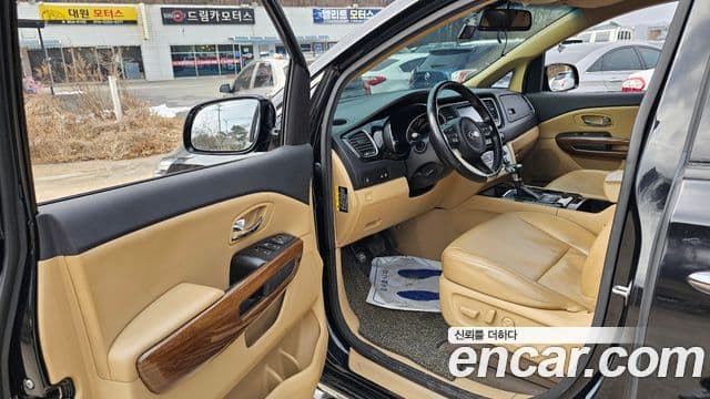 Kia All New Carnival Prestige, 2017 10