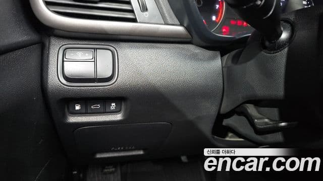 Kia K5 2세대 Prestige, 2018 16