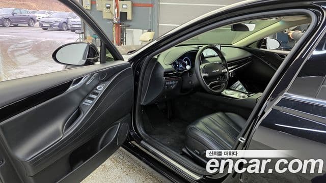 Genesis G80 (RG3) бензин 2.5 турбо AWD, 2022 10