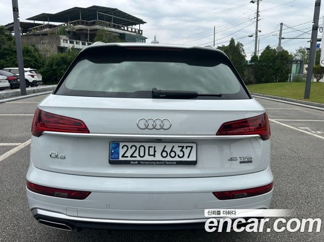 Audi Q5 (FY) Premium, 2023 4