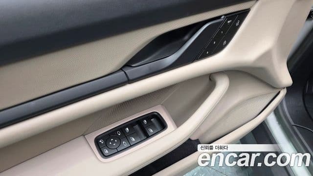 Porsche 타이칸 базовый, 2023 10