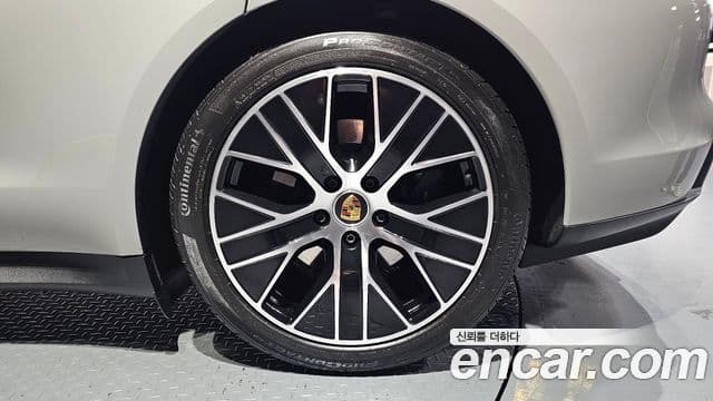 Porsche 타이칸 базовый, 2023 19