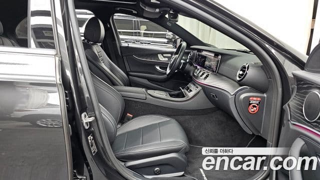 Mercedes-Benz E-класс W213 AMG Line, 2021 11