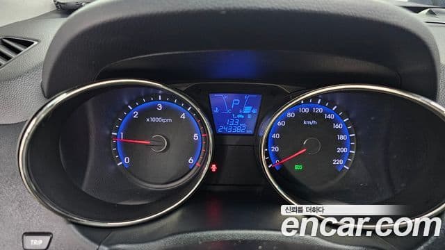 Hyundai Tucson ix Luxury, 2012 8