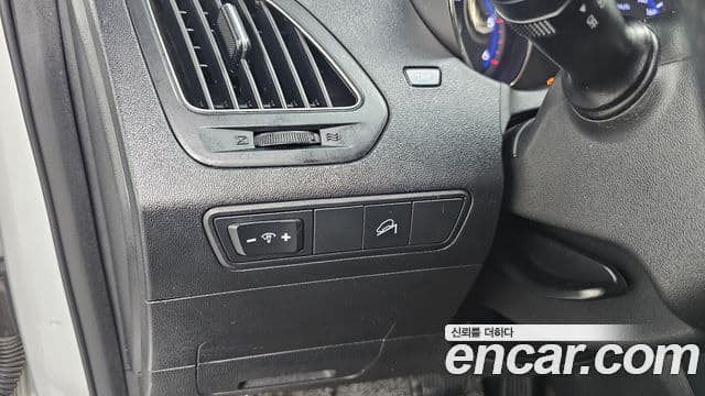 Hyundai Tucson ix Luxury, 2012 16