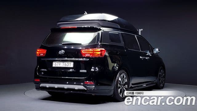 Kia The / новый New Carnival Noblesse Special, 2019 2