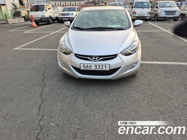 Hyundai Avante MD Premier, 2012 1