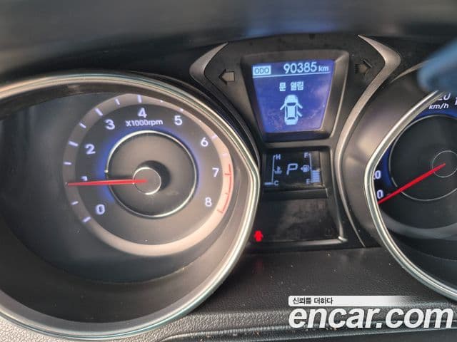 Hyundai Avante MD Premier, 2012 8