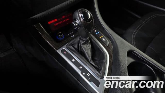 Kia K5 Prestige, 2011 9