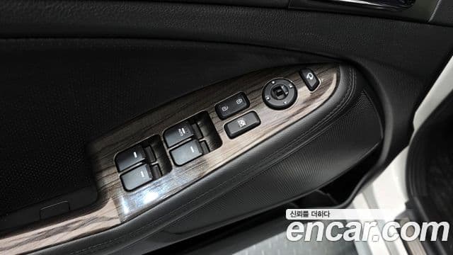 Kia K5 Prestige, 2011 11