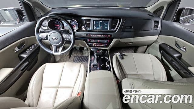 Kia The / новый New Carnival VIP, 2020 7