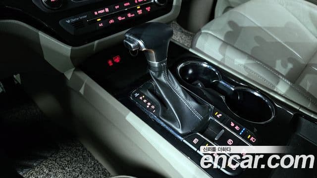 Kia The / новый New Carnival VIP, 2020 9