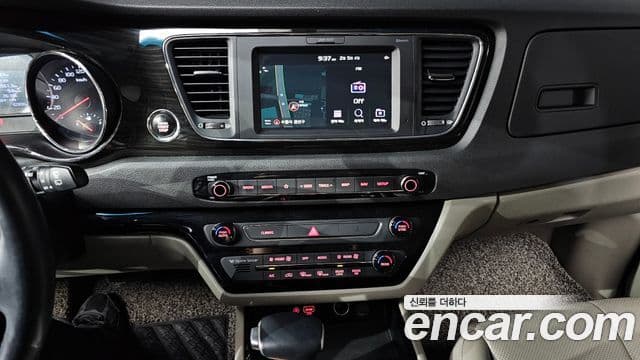 Kia The / новый New Carnival VIP, 2020 14