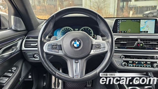 BMW 7시리즈 (G11) M760Li xDrive, 2017 16