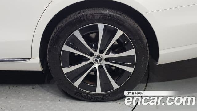 Mercedes-Benz E-класс W213 Exclusive, 2021 все фото